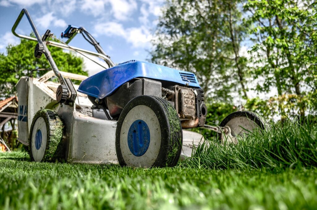 grass clippings recycling