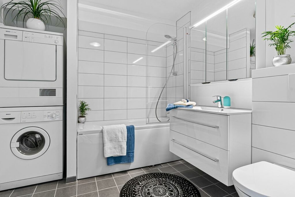 plastic free shampoo Australia: bathroom