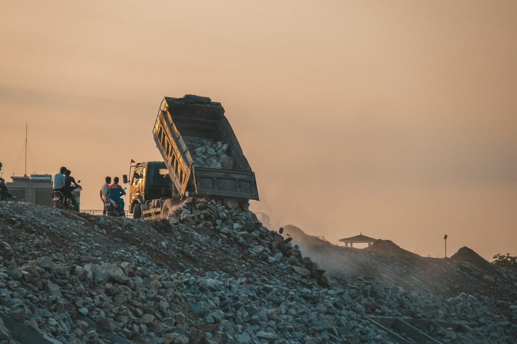 garbage truck fires featured image